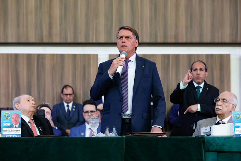 Bolsonaro em viagens pelo país em 2022