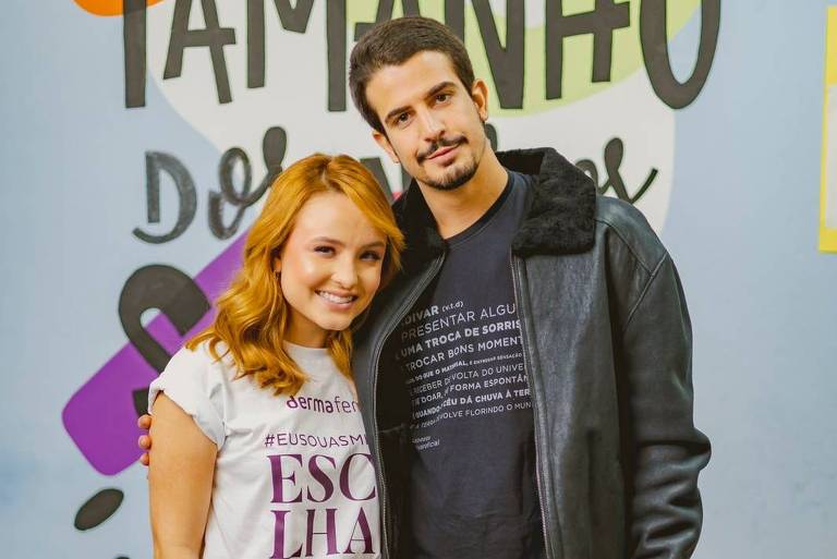 Larissa Manoela e Enzo Celulari defendem distribuição gratuita de absorventes