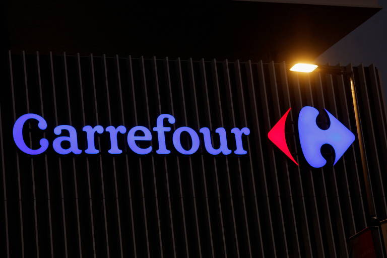 Carrefour terá de pagar mais de 800 bolsas para estudantes negros