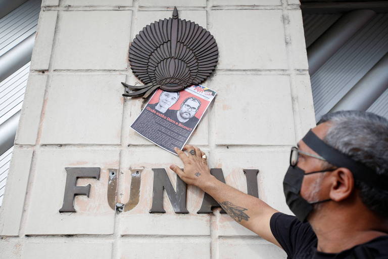 Protesto contra Marcelo Xavier na frente da Funai