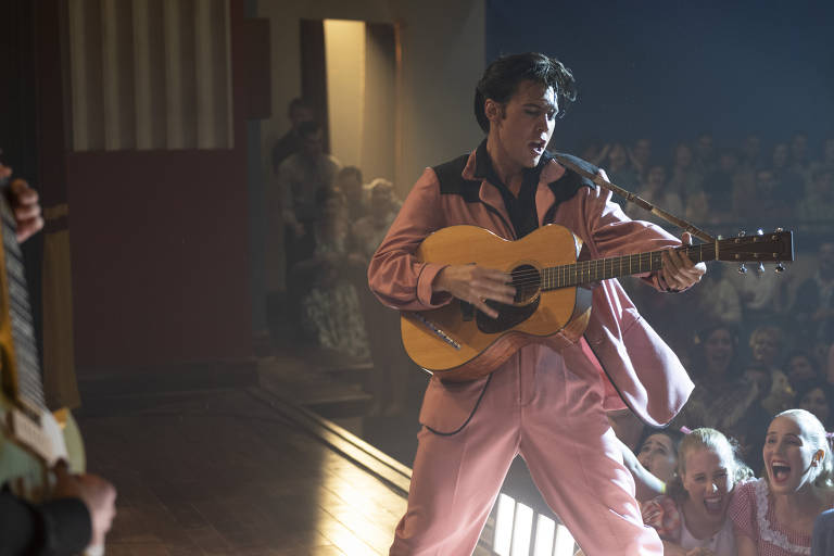 Austin Butler no filme "Elvis", de Baz Luhrmann