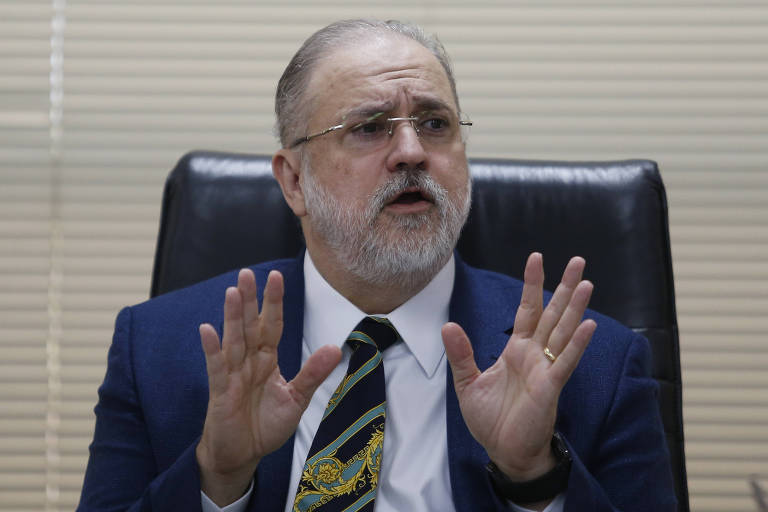 O procurador-geral da República, Augusto Aras, em reunião com representantes da imprensa internacional sobre o sistema eleitoral brasileiro, em Brasília