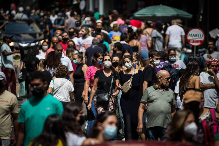 População brasileira deve começar a cair em 2042, seis anos antes do que o esperado