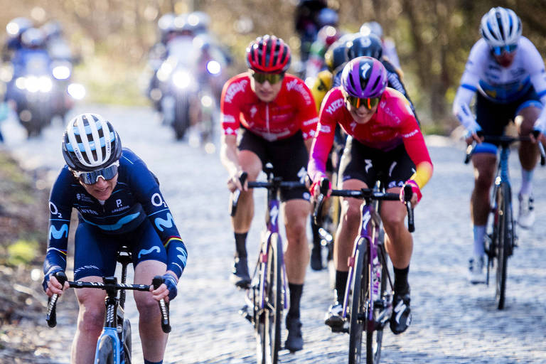 Após mais de 3 décadas, mulheres voltam a competir no Tour de France