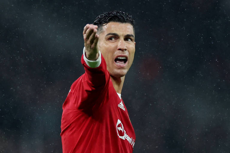 Manchester United anuncia saída de Cristiano Ronaldo