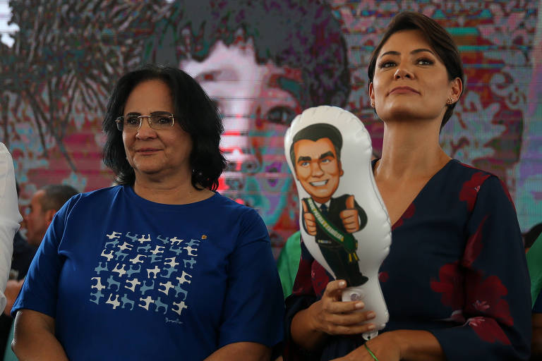 Michelle e Damares devem visitar venezuelanas após fala de Bolsonaro de que 'pintou um clima' com adolescentes