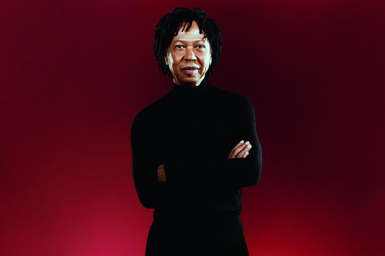 Djavan, com novo álbum, diz que o tempo curou críticas à sua estranheza