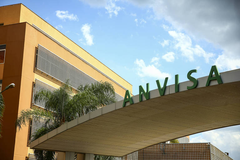 Fachada do edifício sede da Agência Nacional de Vigilância Sanitária.