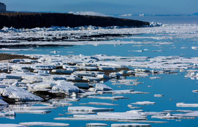 Cobertura de gelo no Ártico segue tendência de declínio contínuo desde 1979