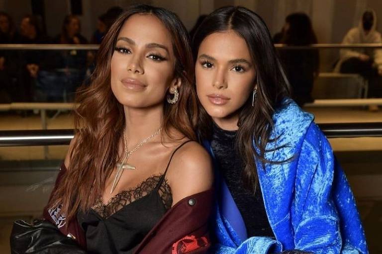 Bruna Marquezine critica suposta rivalidade com Anitta por causa do Met Gala: 'Coisa mais cafona'