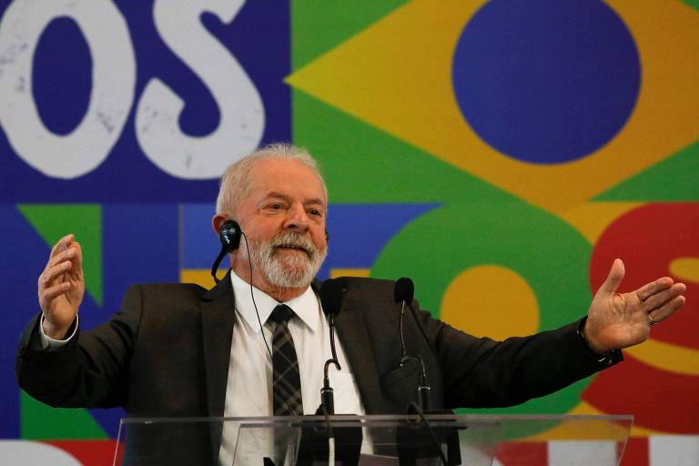 Lula lista leis de seu governo para tentar quebrar resistência entre evangélicos
