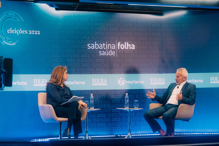 Sabatina promovida pela Folha com João Gabbardo, representante da campanha de Simone Tebet. A entrevista foi feita por Cláudia Collucci, repórter especial de saúde da Folha