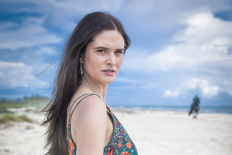 Juliana Paiva volta à Globo após um ano e entra em elenco de nova novela das sete