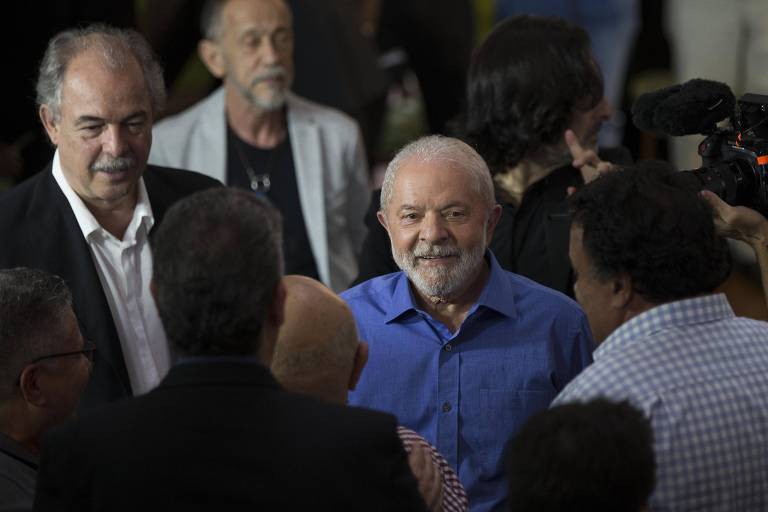 Petistas veem apoio velado a Lula em nota de FHC