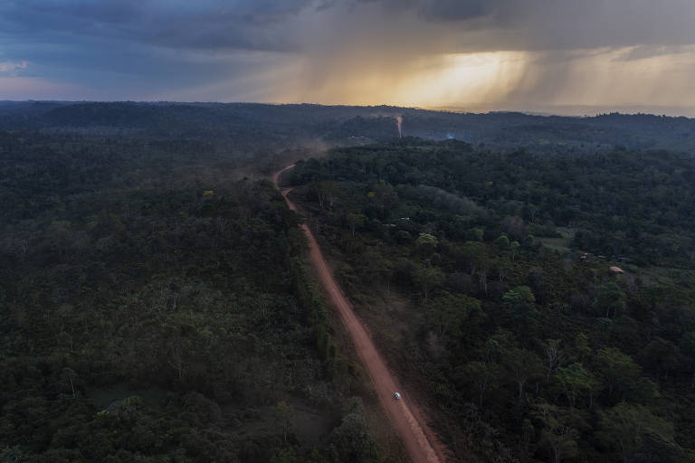 50 anos após Transamazônica, disputa por terra tem incêndio e pistolagem