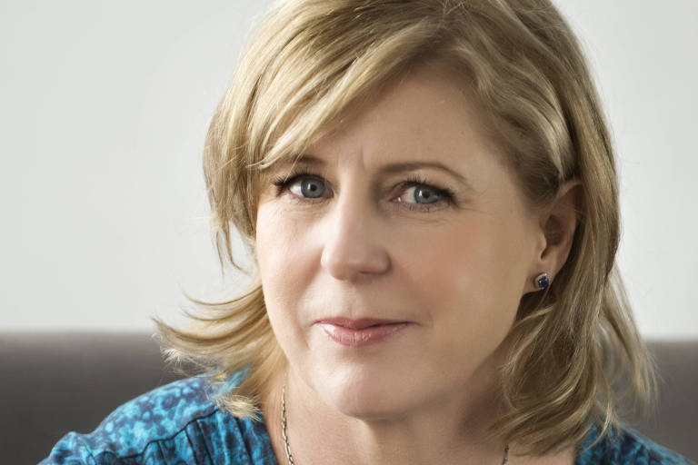 A escritora Liane Moriarty, que lança o livro 'Segredos de Família', e já escreveu 'Pequenas Grandes Mentiras' e 'Nove Desconhecidos', ambos adaptados para séries de TV