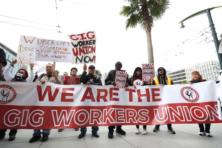 Protesto de entregadores em frente à sede da Uber, nos EUA