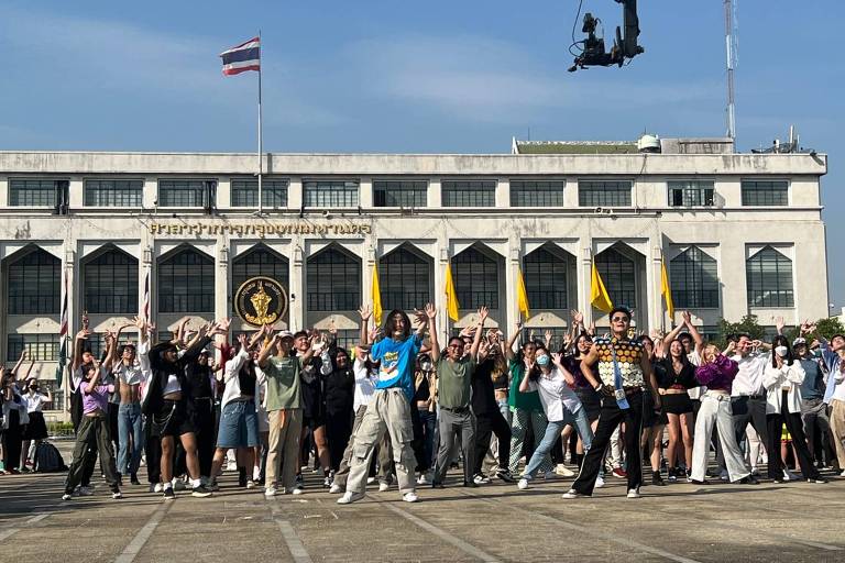 J.Y. Park, um dos precursores do k-pop, dança com fãs brasileiros em evento grátis de SP