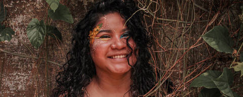 Georgina Sarmento, artista visual nascida em Boa Vista (RR); com origem indígena, dos povos Makuxi e Wapichana, ela traz reflexões sobre o corpo feminino e gordo em seu trabalho
