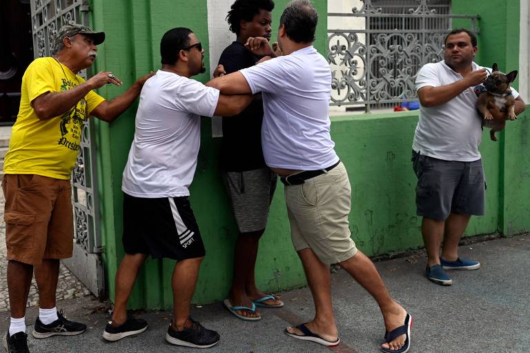 Cenas das eleições no Brasil no 2º turno