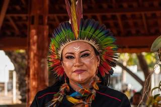 Especializada em culinária indígena, a chef de cozinha Kalymaracaya