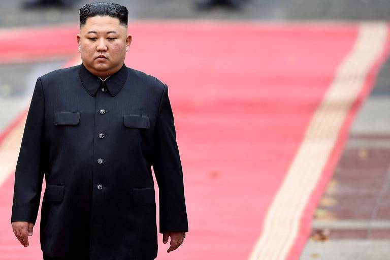 O ditador da Coreia do Norte, Kim Jong-un, em cerimônia no Vietnã