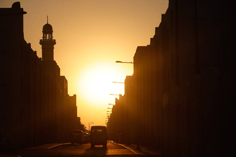 Por dentro do bairro onde moram os trabalhadores migrantes no Qatar