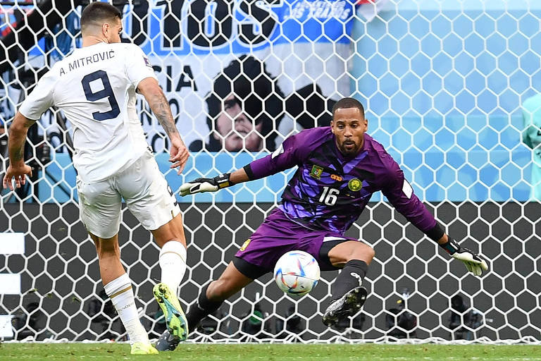 Substituto de Onana, goleiro de Camarões contra o Brasil viveu reviravolta e também já foi afastado