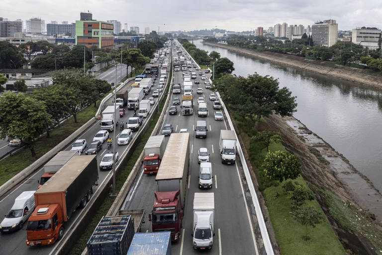 CAC é morto em assalto na marginal Tietê, em São Paulo