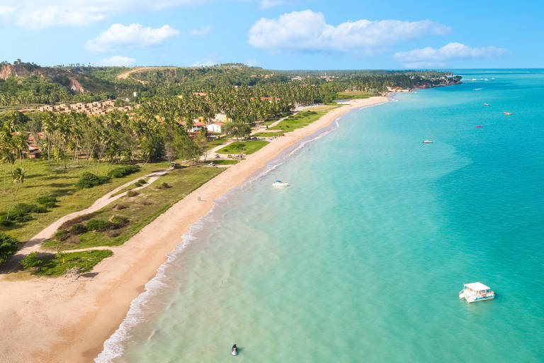 Nordeste divide com Ubatuba a preferência entre praias no Brasil