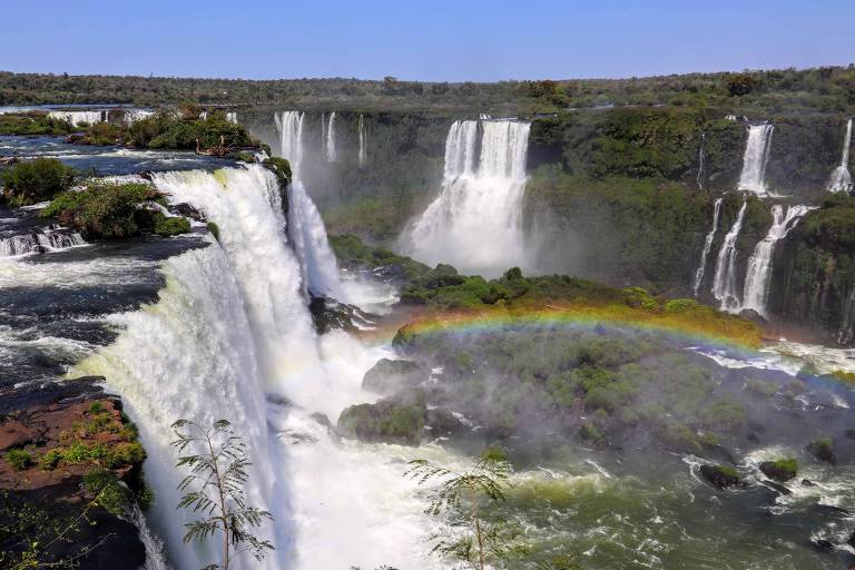 Vista aérea das cataratas do Iguaçu