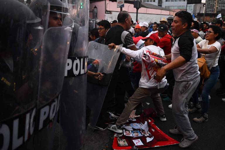 Governo Lula sofre pressão para suspender venda de armas ao Peru