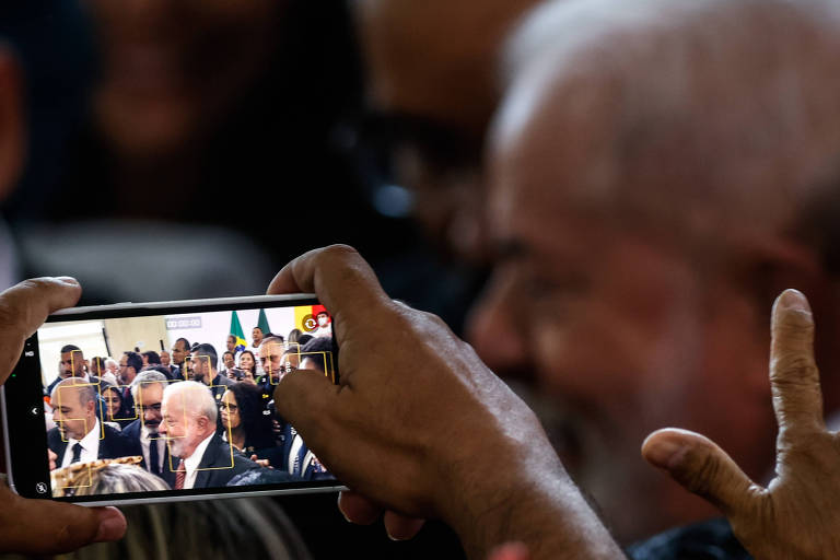 O presidente Luiz Inácio Lula da Silva participa de evento com centrais sindicais no Palácio do Planalto 