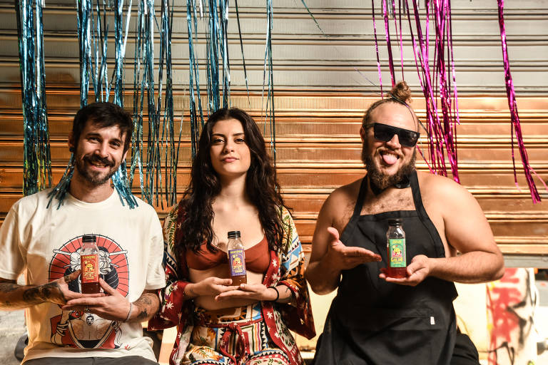 Drinques artesanais são a nova moda do Carnaval de rua de SP 