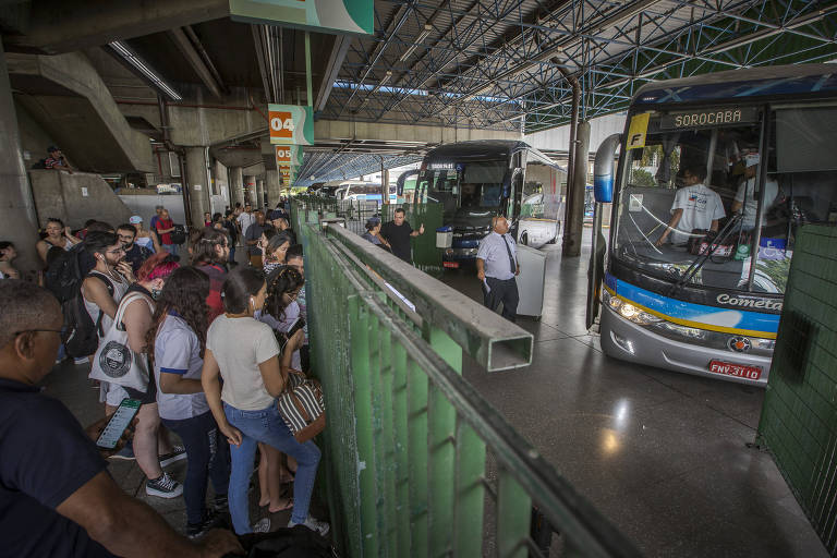 Caixa lança financiamento de passagens de ônibus