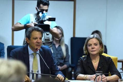 Brasília, DF- 08.02.2023, Ministro da Fazenda do Brasil, Fernando Haddad e Gleisi Hoffmann, durante encontro com deputados federais, no Ministério da Fazenda, bloco P
( FOTO: EDU ANDRADE/Ascom/MF )