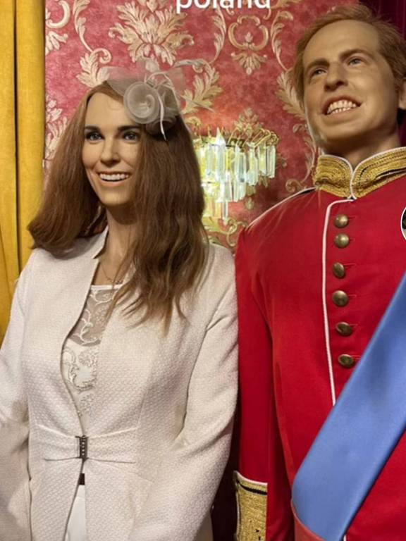 Estátua de Kate Middleton e do principe William no Krakow Wax Museum