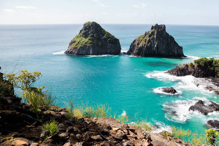 Mirante dos Dois Irmãos, em Fernando de Noronha (PE)