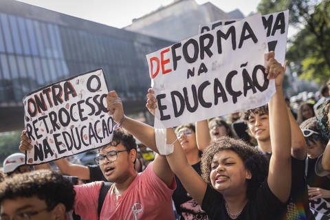 Prazo curto e dificuldades regionais devem dificultar novo ensino médio já em 2025