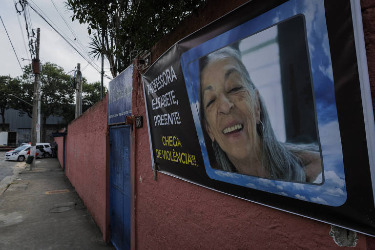 Homenagem à professora de ciências Elisabeth Tenreiro na fechada da Escola Estadual Thomazia Montoro, na zona oeste de São Paulo