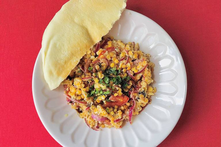 Salada de lentilhas é opção leve para compensar comilança da Páscoa