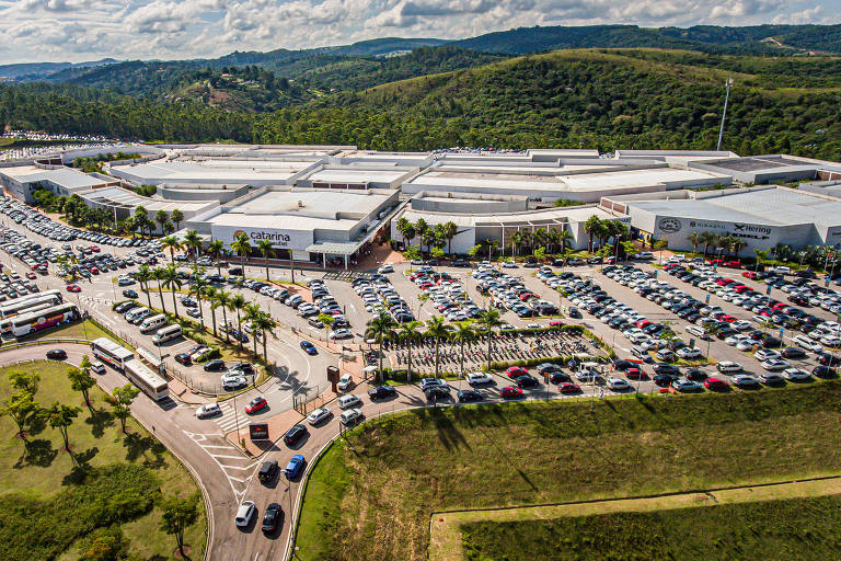 Catarina Fashion Outlet, em São Roque (SP), que chegará a 290 lojas com sua terceira expansão; 150 novas lojas serão entregues em julho