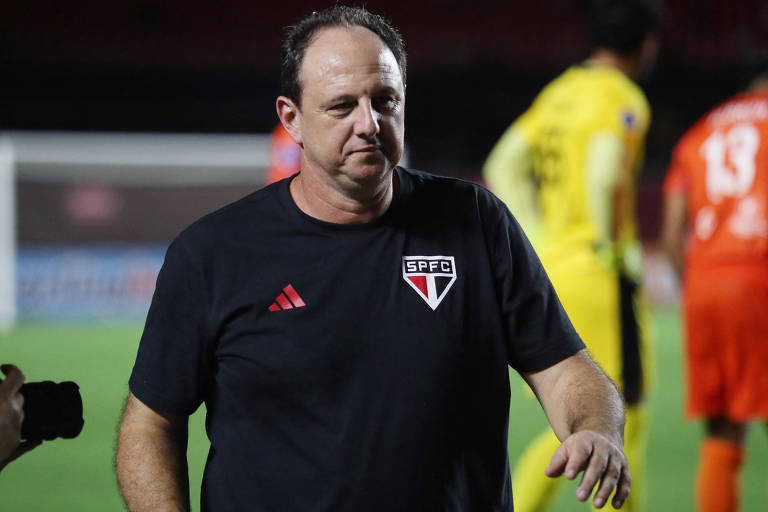 São Paulo anuncia saída do técnico Rogério Ceni