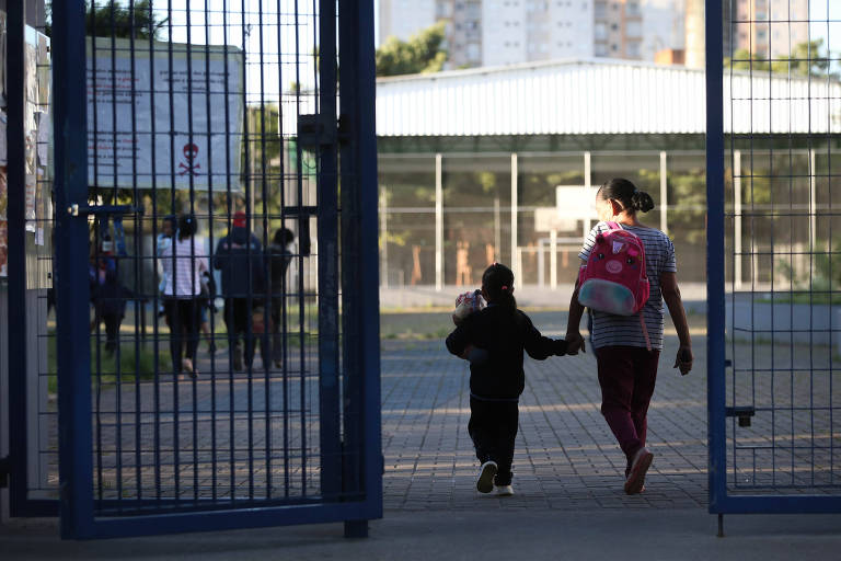 Diante do medo, escolas e creches amanhecem esvaziadas em SP