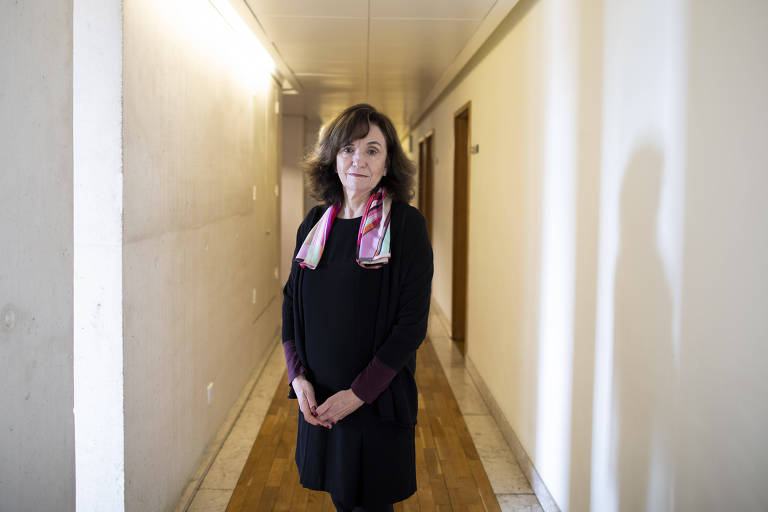 Ana Nunes de Almeida, socióloga e coordenadora do Instituto de Ciências Sociais da Universidade de Lisboa , fotografada junto ao Instituto de Ciências Sociais da Universidade de Lisboa.