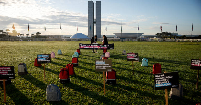 Manifestações a favor e contra o PL das Fake News, em 2023