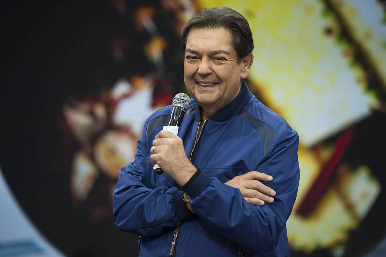 Longe da TV, Faustão apresentará prêmio idealizado por família de Marília Mendonça