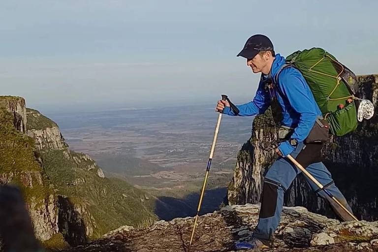 Marlon Schunck, Mosquetão de Ouro Montanhismo Brasil, na travessia da Serra dos Órgãos, entre Santa Catarina e Rio Grande do Sul