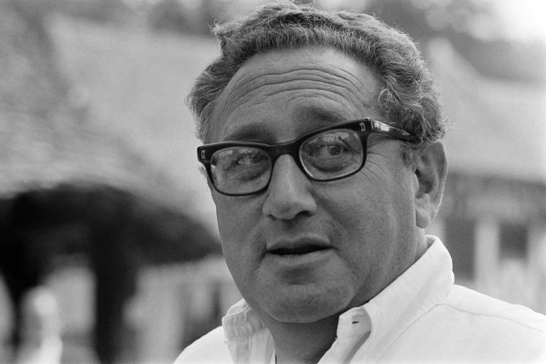 Veja principais obras de e sobre Henry Kissinger