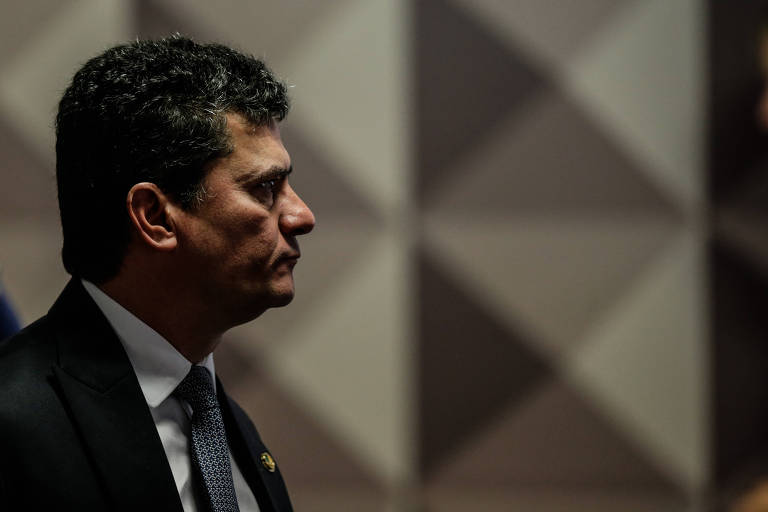 Moro expõe cerco à Lava Jato e chega isolado a julgamento que pode cassá-lo do Senado